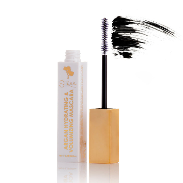 Hydrating and Volumizing Mascara