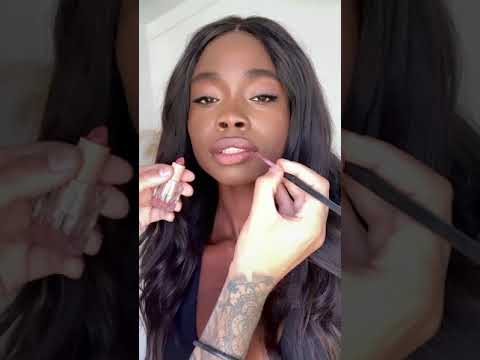 Nude 6 (Deep Rosy Nude) Matte Lipliner by Fernando Hervas