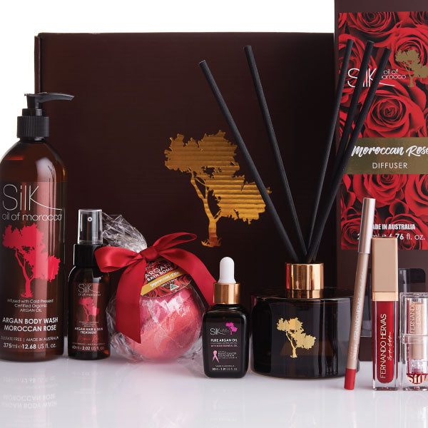 A Box of Roses Beauty Hamper - TRADE